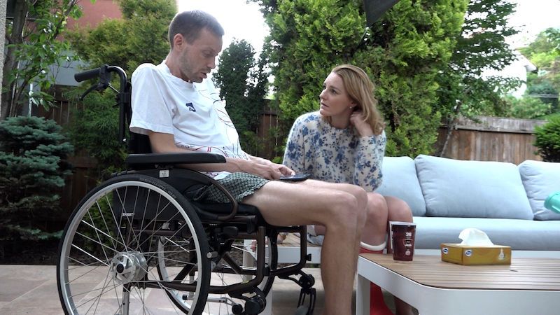 Otec dvou malých dětí onemocněl ALS. Rozhodl se pro asistovanou sebevraždu
